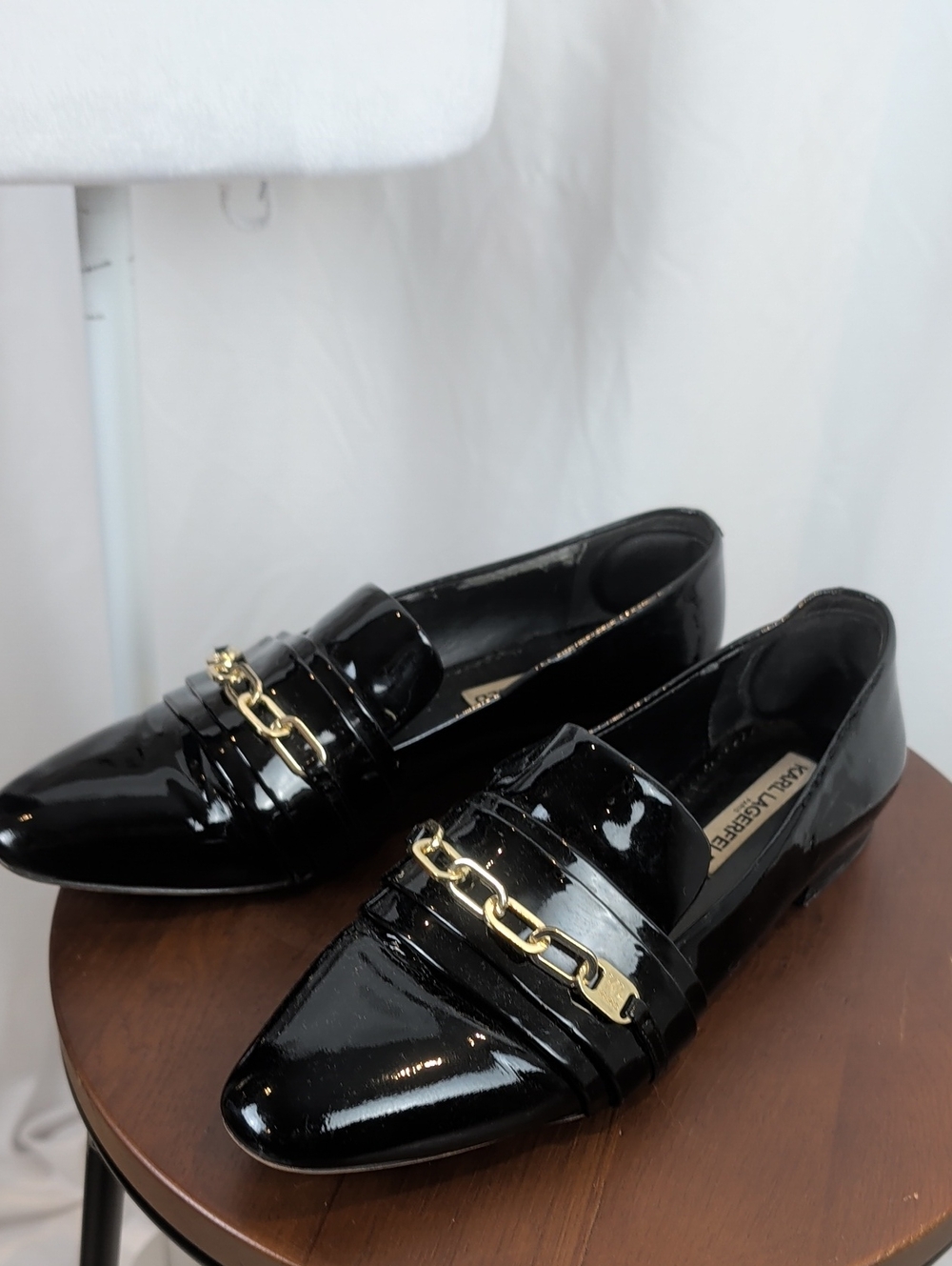 KARL LAGERFELD Nikki Patent Leather Loafers Black Gold Chain Flat Shoes 7 7.5